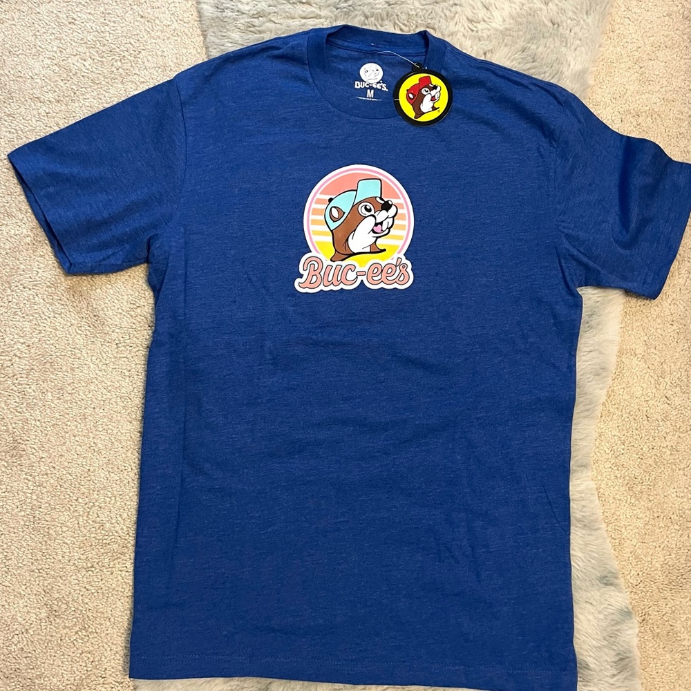 NWT Buc-ees Tshirt adult medium